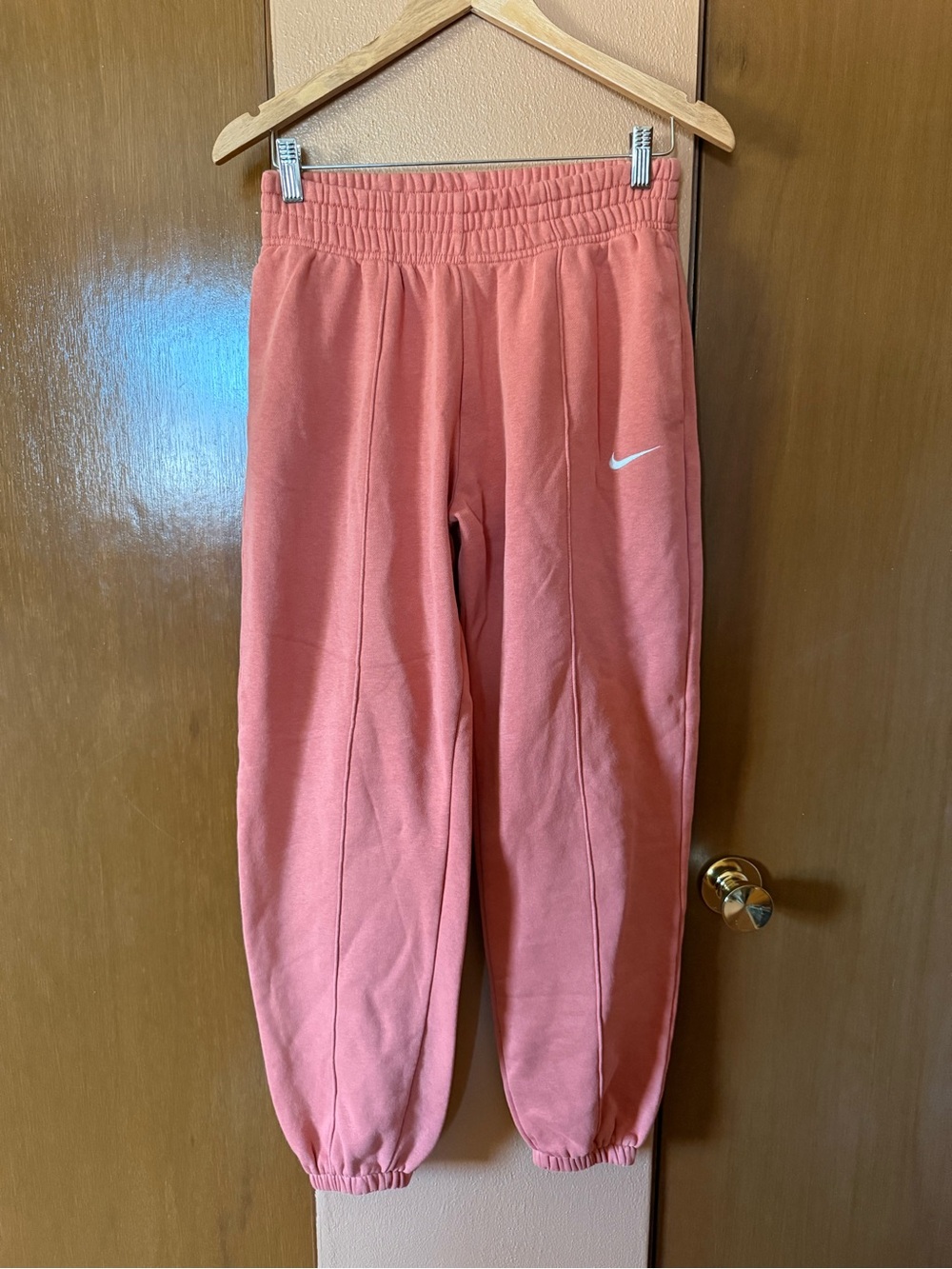 Nike Coral Pink Jogger Sweatpants